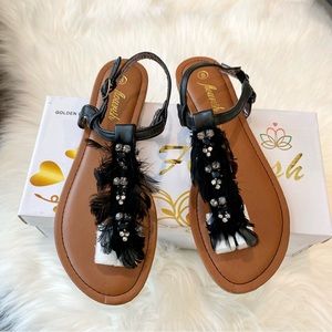 Women’s Black Flourish Peacock Feather and Rhinestone Thong Sandal - Size 8